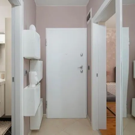 Moderan Stan U Centru Grada, Von Adelmann Apartment Pula